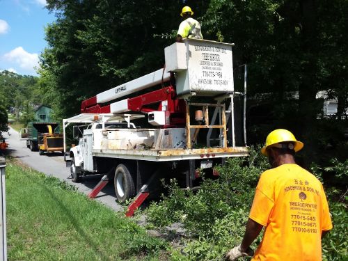  alt='Prompt, courteous, professional, affordable. What I look for in any business. '