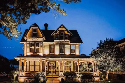 Excellent service, always does an incredible job and great staff! Highly recommend. 