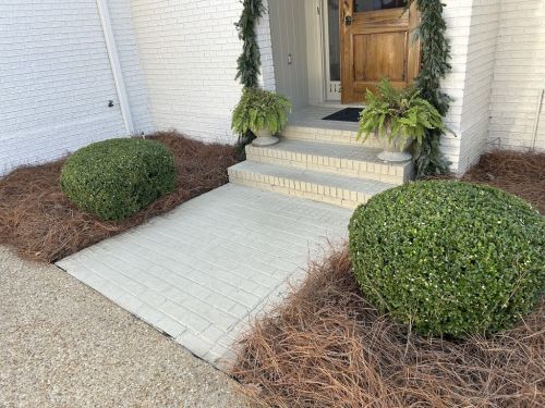  alt='Alex with South Oak Landscape did an awesome job putting out pine straw for us'
