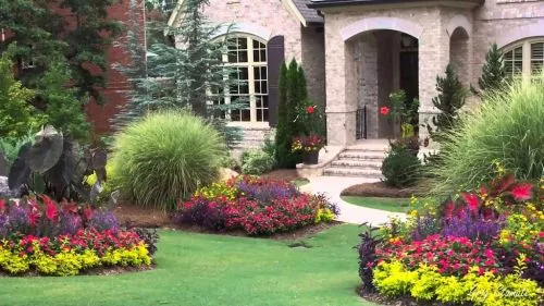 Tommy and his team did a great job replacing all of our front yard bushes, mulch and replaced some areas of sod that wasn’t