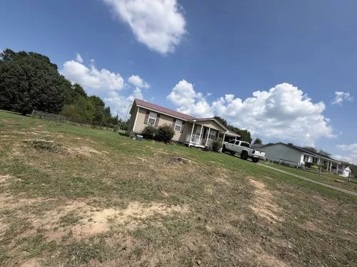 Howard and his team were a pleasure to work with. They were extremely professional and delivered a high quality service at